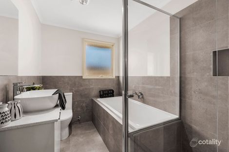 Property photo of 50 Cuthbert Drive Mill Park VIC 3082