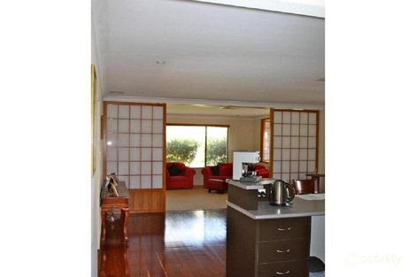 Property photo of 72 Pebble Beach Boulevard Meadow Springs WA 6210