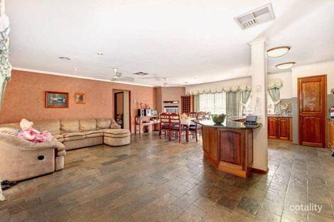 Property photo of 11 Hoddle Court Melton West VIC 3337