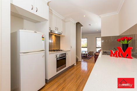 8/2 Belconnen Way, Page, ACT 2614