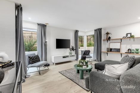 Property photo of 71 Lockhart Road Ringwood North VIC 3134