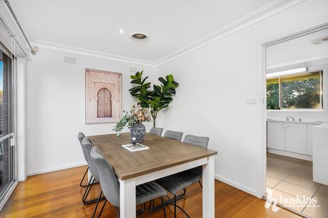 Property photo of 28 Banool Quadrant Doncaster East VIC 3109