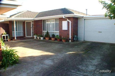 Property photo of 2/15 Reserve Road Hoppers Crossing VIC 3029