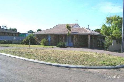 16 Maple St, Castletown, WA 6450