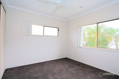 Property photo of 2/24 Dansie Street Greenslopes QLD 4120