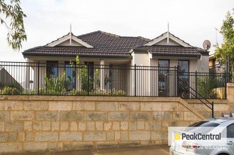 Property photo of 13 Lambeth Circle Wellard WA 6170