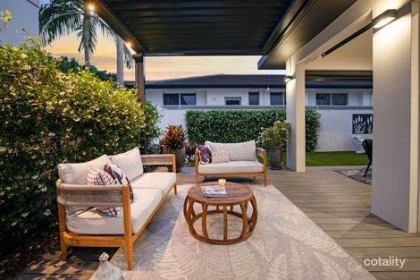 6127 Bolsena Cct, Hope Island, QLD 4212