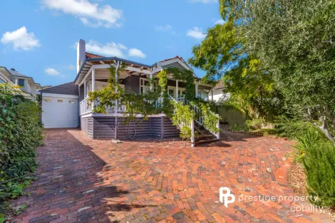 208 Duke St, Scarborough, WA 6019