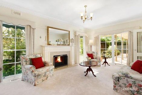 Property photo of 3 Bernborough Avenue Balwyn VIC 3103