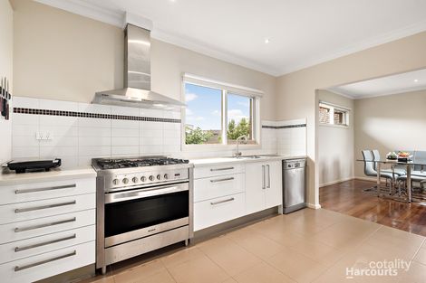 Property photo of 1/759 Doncaster Road Doncaster VIC 3108