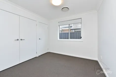 Property photo of 26 Kurrabung Drive Fletcher NSW 2287