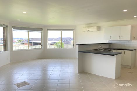 Property photo of 66 Denton Park Drive Rutherford NSW 2320