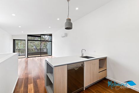 Property photo of 1 Sharp Circuit Mill Park VIC 3082