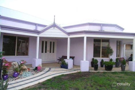 Property photo of 7 Egret Place South Yunderup WA 6208