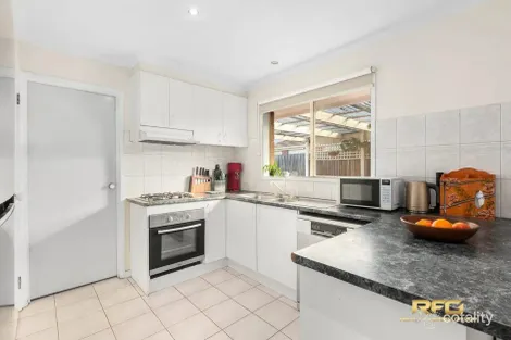 Property photo of 4 Oldtrack Place Hoppers Crossing VIC 3029