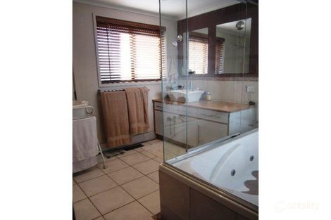 Property photo of 23 Lansell Circuit Wanniassa ACT 2903