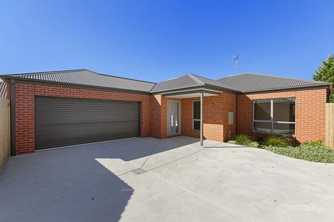 2/15 Trenton Pde, St Albans Park, VIC 3219