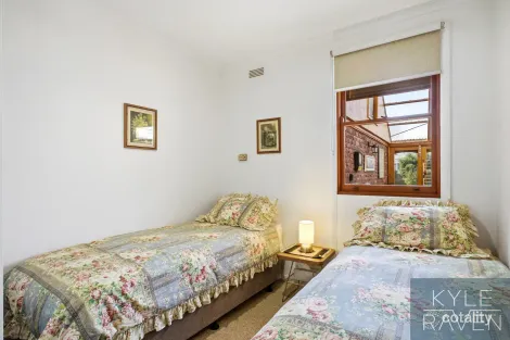 Property photo of 68 Smith Street Oxley VIC 3678