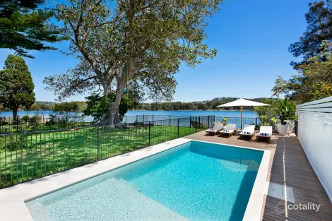 Property photo of 72 Lagoon Street Narrabeen NSW 2101