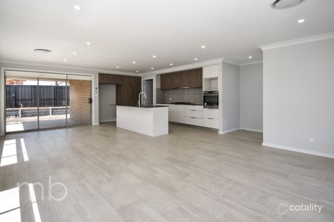 Property photo of 28 Miriam Drive Orange NSW 2800