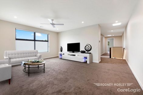 Property photo of 143B Bambra Road Caulfield VIC 3162