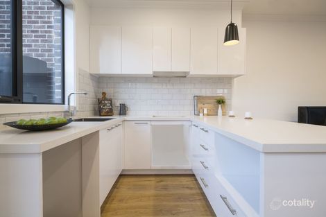 Property photo of 2/5 Dubbo Street Albion VIC 3020