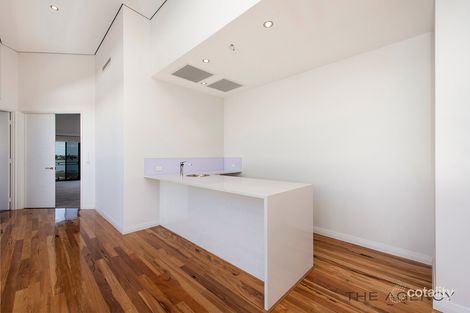 Property photo of 37 Brindabella Crescent Halls Head WA 6210