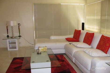 Property photo of 20 Perry Court Roxburgh Park VIC 3064