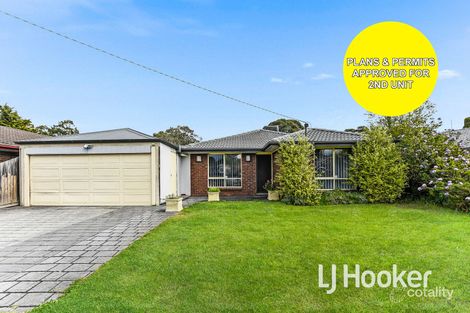 Property photo of 25 Strong Drive Hampton Park VIC 3976