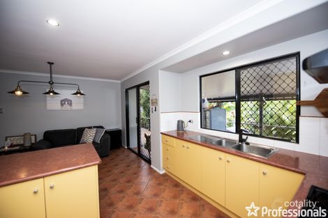 Property photo of 8 Hillcrest Street Eimeo QLD 4740