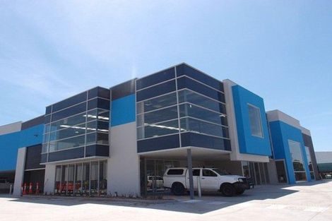 2/13a Abbotts Rd, Dandenong South, VIC 3175