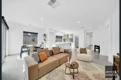 Property photo of 5 Dawley Circuit Werribee VIC 3030