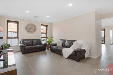 Property photo of 3 Medlar Circuit Gillieston Heights NSW 2321