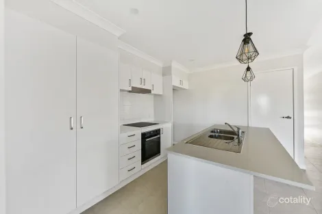 1/4 Kaytons St, Drayton, QLD 4350