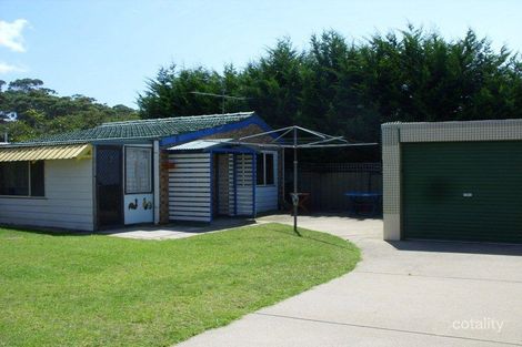 Property photo of 8 Deakin Parade Tomakin NSW 2537
