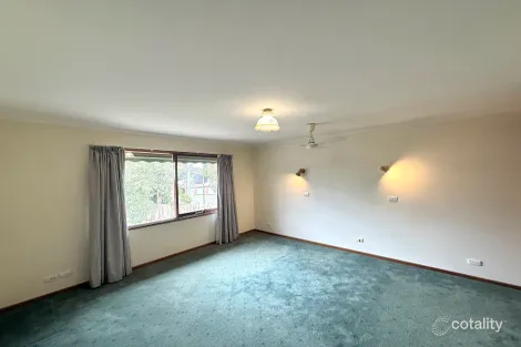 Property photo of 1 Floris Avenue Drouin VIC 3818