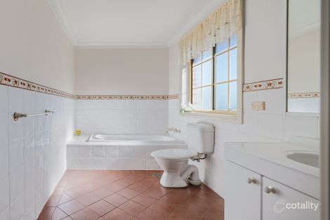 Property photo of 5/1 Fields Road Macquarie Fields NSW 2564