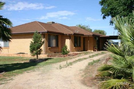 16 Cook Rd, Tresco, VIC 3583