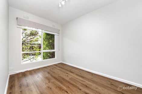 Property photo of 2/14 Walsh Street Ormond VIC 3204