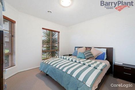 Property photo of 10 La Spezia Court Point Cook VIC 3030