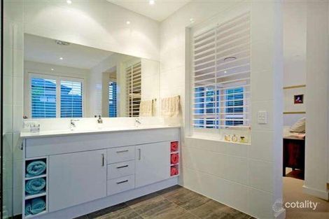 Property photo of 2850 Wylarah Way Hope Island QLD 4212