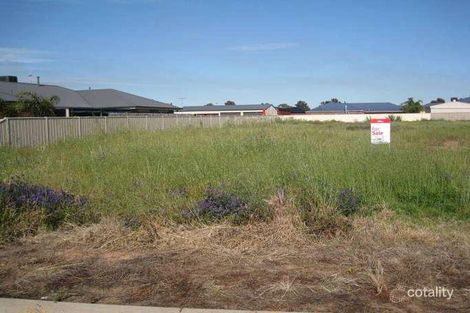 Property photo of 21 Fields Avenue Yarrawonga VIC 3730