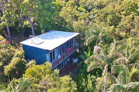 22 Cowes St, Macleay Island, QLD 4184