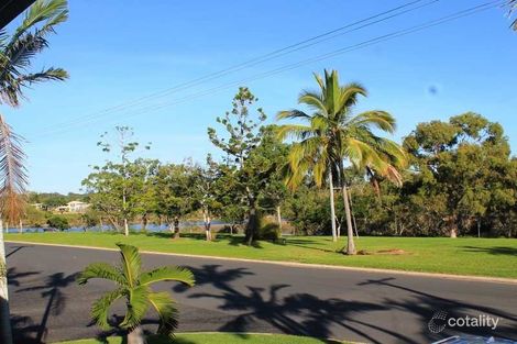 69 Tarcoola Dr, Boyne Island, QLD 4680