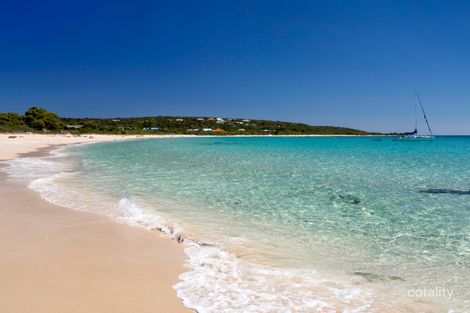 Property photo of 17 Seaview Rise Eagle Bay WA 6281