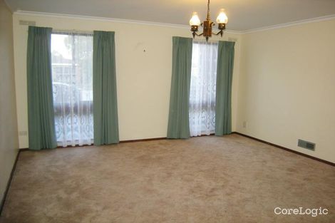 Property photo of 8 Aspect Court Sale VIC 3850