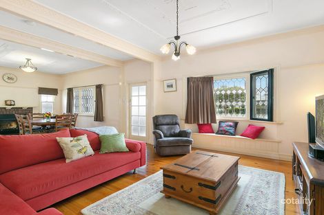 Property photo of 6 Stonehaven Street Mount Lofty QLD 4350