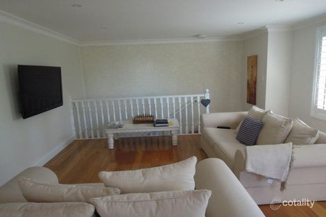 Property photo of 2/92 Phillip Street Thirroul NSW 2515
