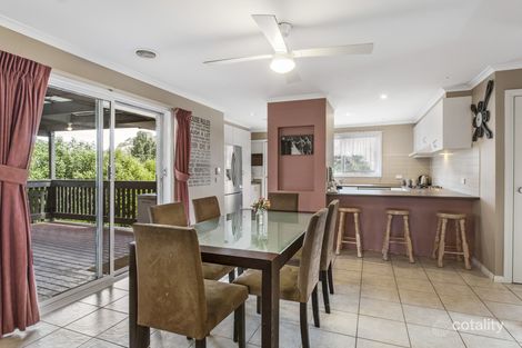 Property photo of 22 Andrew Avenue Waterford Park VIC 3658