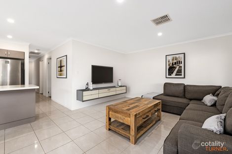 Property photo of 14 Maple Leaf Court Munno Para West SA 5115